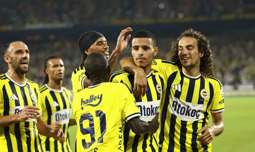 Fenerbahçe'nin yeni transferleri derbi heyecanını yaşıyor