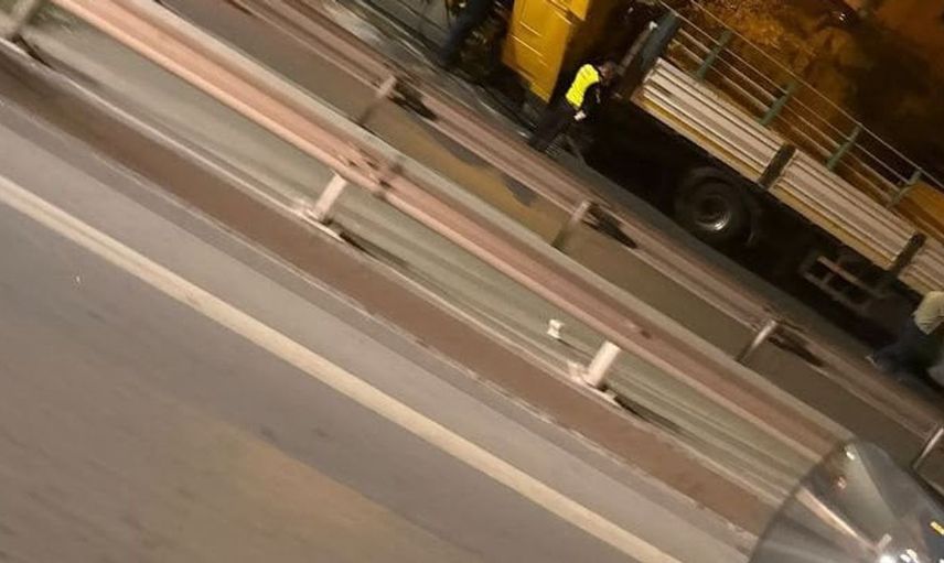 Kocaeli'de tır kazası: Sürücü hastaneye kaldırıldı