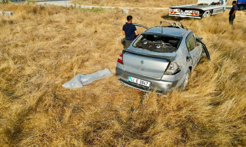 Afyonkarahisar’da kontrolden çıkan otomobilin sürücüsü hayatını kaybetti