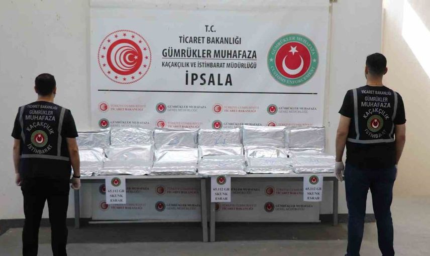İpsala gümrüğünde büyük uyuşturucu operasyonu: 65 kilo esrar ele geçirildi