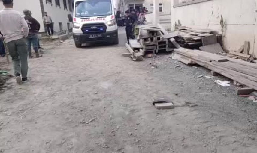 Motosikletli saldırgan Kars'ta dehşet saçtı: 2 kişi yaralandı