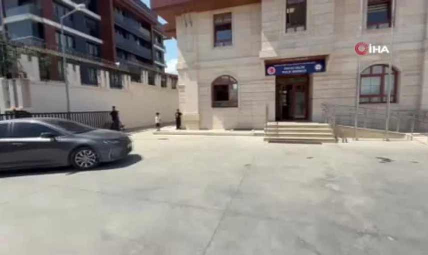 Arnavutköy’de ata şiddet uygulayan şahıs gözaltına alındı