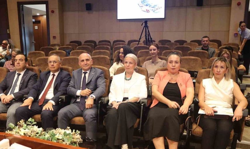 İzmir'de lojistik sektörü buluşuyor: LOGISTECH Fuarı 2026'da kapılarını açacak