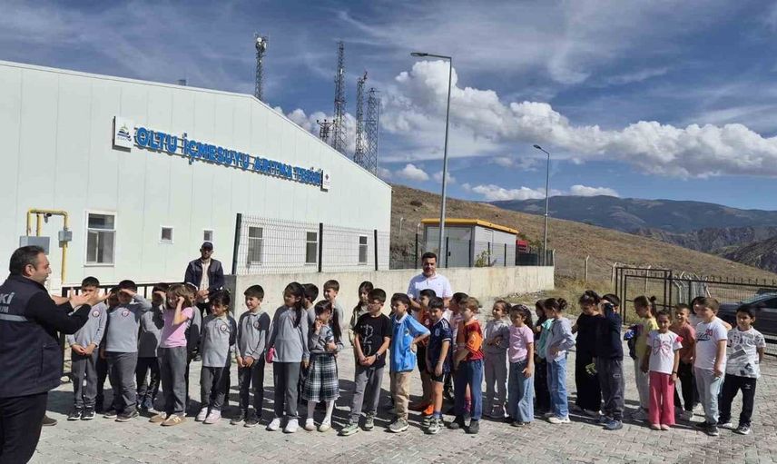 Erzurum'da ilkokul öğrencileri su arıtma tesisini gezdi