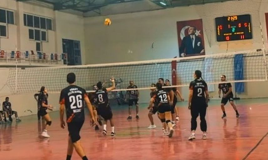 Söğüt’te voleybol turnuvası dostluk mesajlarıyla sona erdi