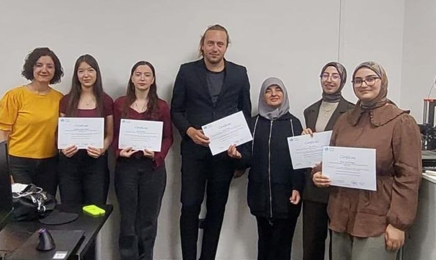 Prag'da mesleki staj ile öğrencilerin ufku genişliyor