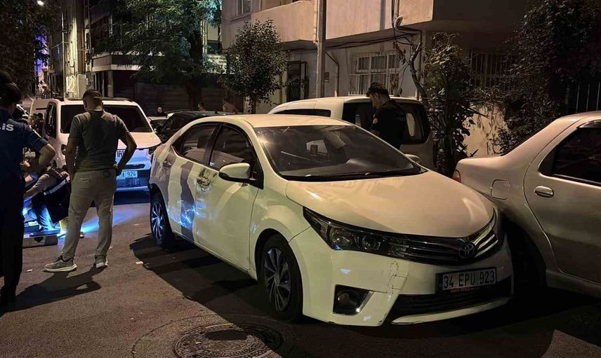Polis ihtarına uymayan sürücü kaza yaptı, bir kişi gözaltında