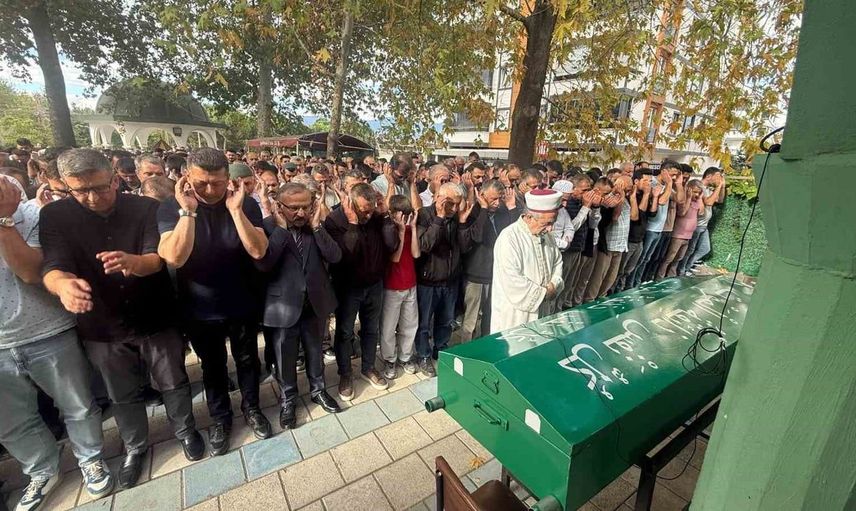 22 günlük yaşam mücadelesinin ardından İHA muhabiri son yolculuğuna uğurlandı