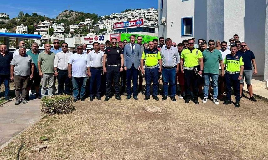 Bodrum'da servis şoförlerine güvenlik ve eğitim toplantısı yapıldı
