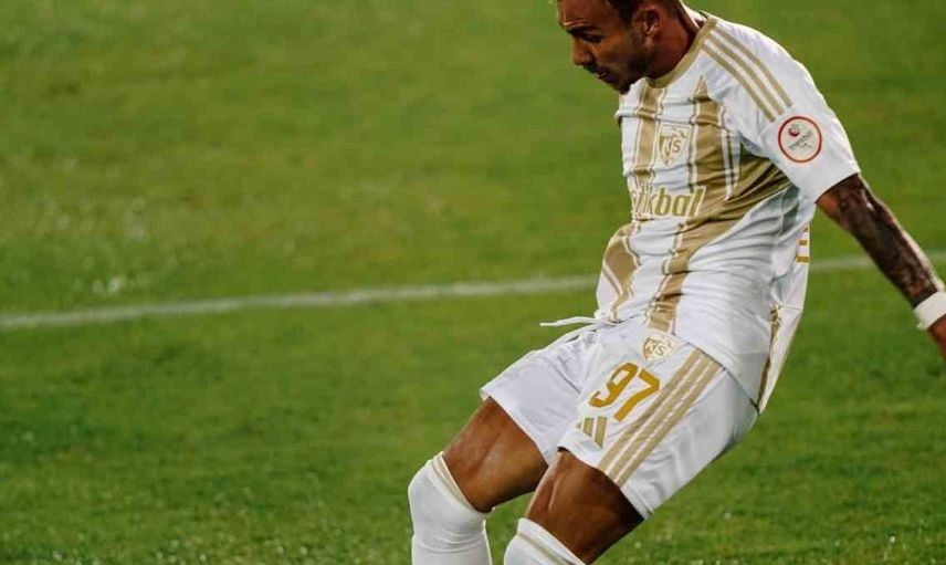 Kayserispor'un sezonu açılışını seferi ile yapması: Arnavut futbolcu golleriyle dikkat çekti