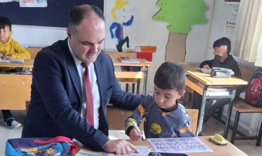 Eğitimde birliktelik: Aslanapa kaymakamı öğrencilerle buluştu