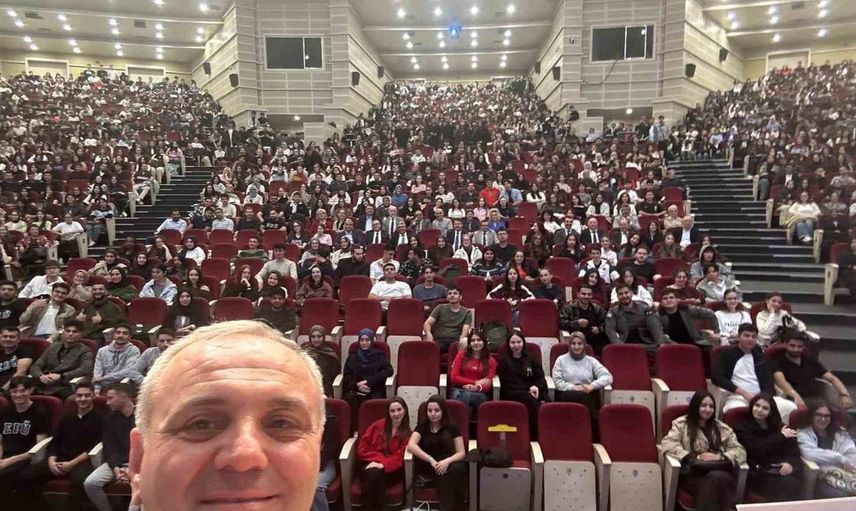 Erciyes Üniversitesi yeni öğrencilere yönelik tanışma programı düzenledi