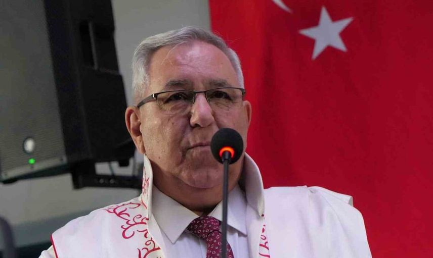 Rafet Yılmaz'a fahri doktora unvanı verildi: Öğrencilere geleceği inşa etme çağrısı
