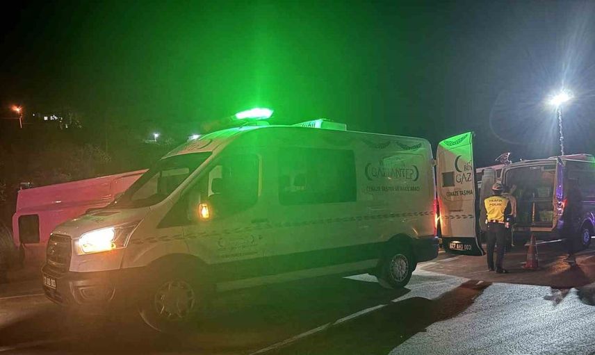 Gaziantep'te trafik kazasında kaybedilen 7 kişinin cenazeleri morga ulaştı