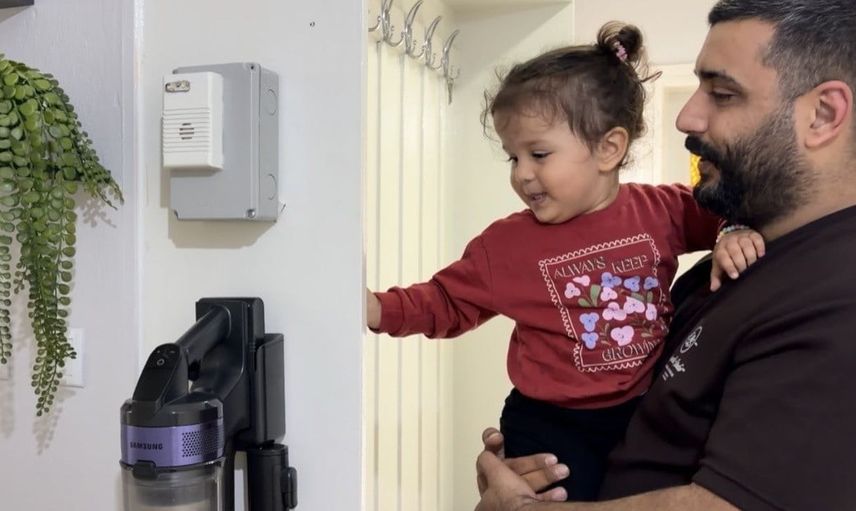 Hamile eşine güvenli bir çözüm üretti: Yazılımcıdan alarm sistemi