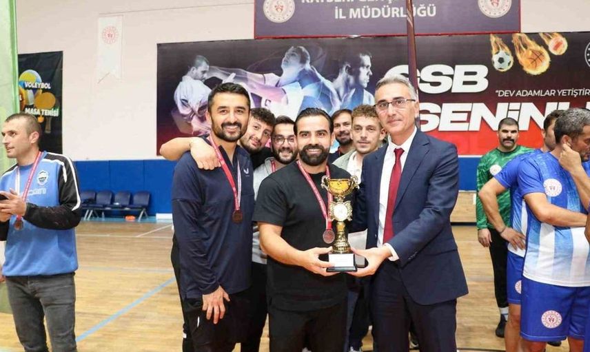 Kayseri'de kamu spor oyunları büyük bir coşkuyla tamamlandı