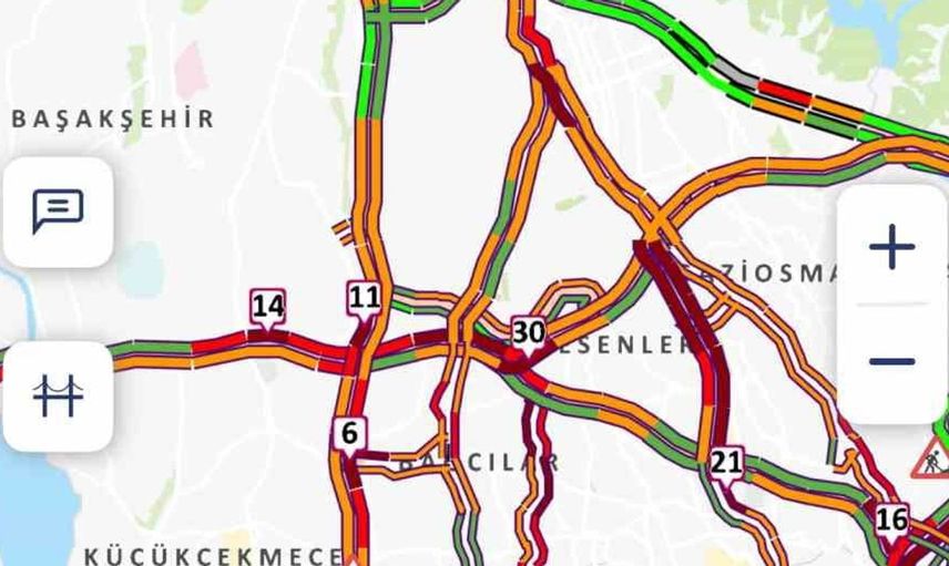 İstanbul yağmuru trafiği başlattı: Yoğunluk yüzde 87 seviyesine ulaştı