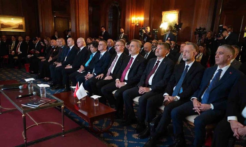 Türk-Amerikan ilişkileri centeniyumunda yeni fırsatlar: Duran'dan önemli açıklamalar