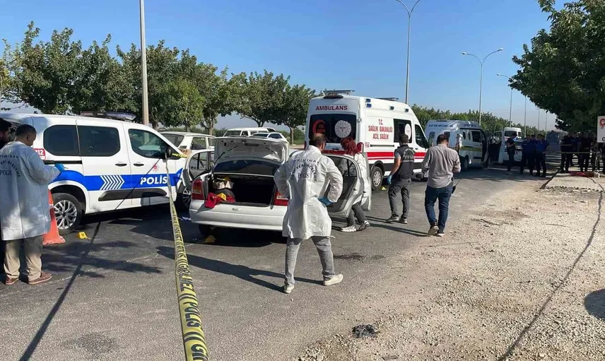 Şanlıurfa'da seyir halindeki otomobile silahlı saldırı: bir ölü, bir yaralı