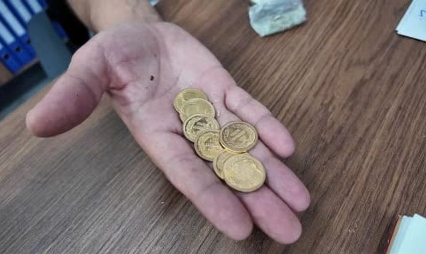 Kıbrıs gazisi altınları sahibine ulaştırmak için zabıtaya teslim etti
