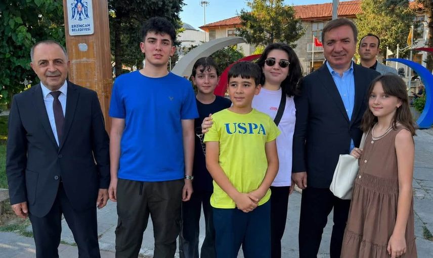 Vali Aydoğdu, Ordu ve Halitpaşa Caddesi'nde esnafla buluştu