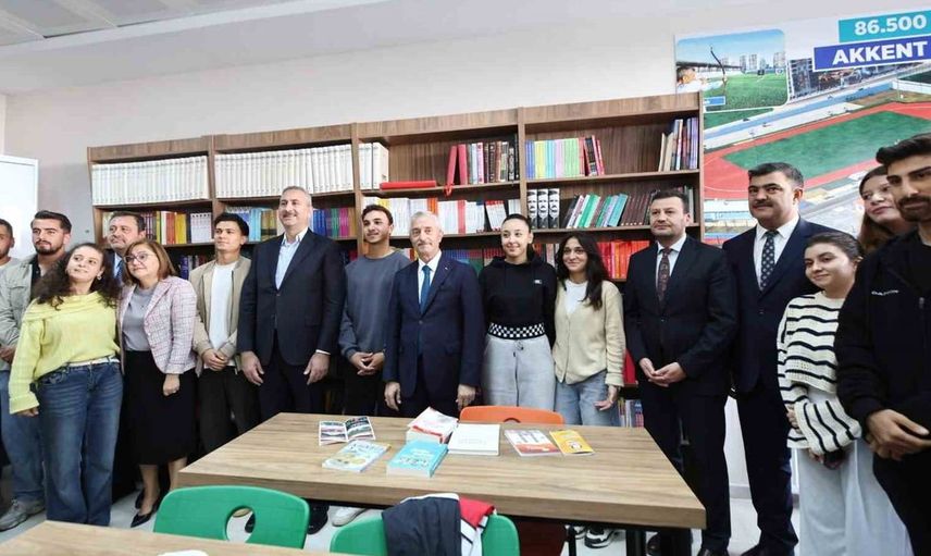 Gaziantep Üniversitesi'nde genç ofis açıldı: Öğrencilerin ihtiyaçlarına cevap veriyor