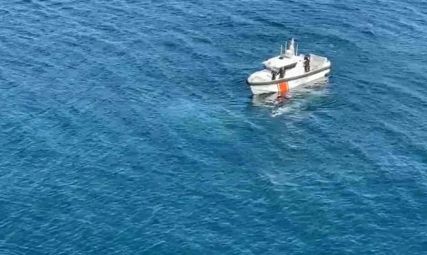 Amasra'da kaybolan madencinin teknesi için arama çalışmaları sürüyor