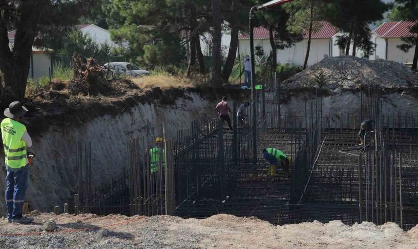 Belen'de yeni yarı olimpik yüzme havuzu için ilk adım atıldı