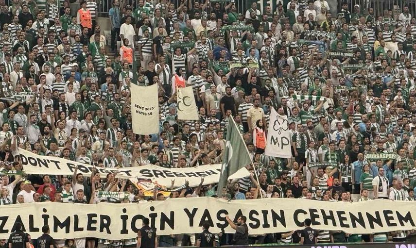 Bursaspor taraftarından Kızılyıldız'a sert mesaj: Srebrenitsa unutulmasın