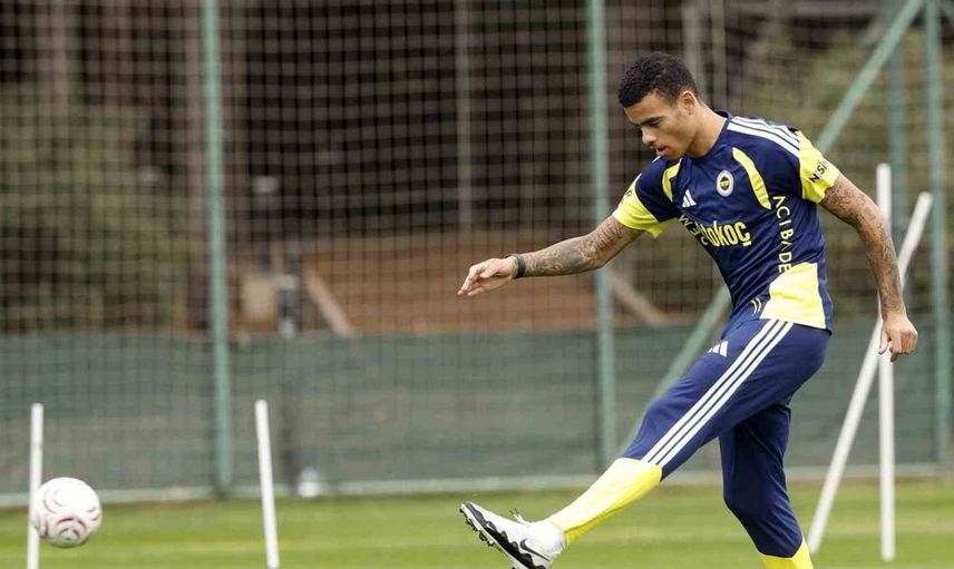 Fenerbahçe, Çaykur Rizespor maçı için antrenmanlarına hız kesmeden devam ediyor