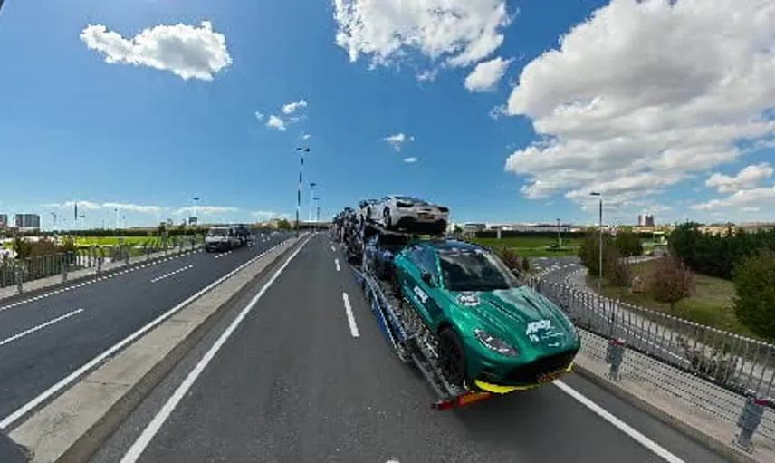 Amsterdam’dan başlayan "The Challenge Supercar Rally" Bodrum'da sona erdi: Milyon dolarlık araçların dönüşü için dev lojistik operasyon