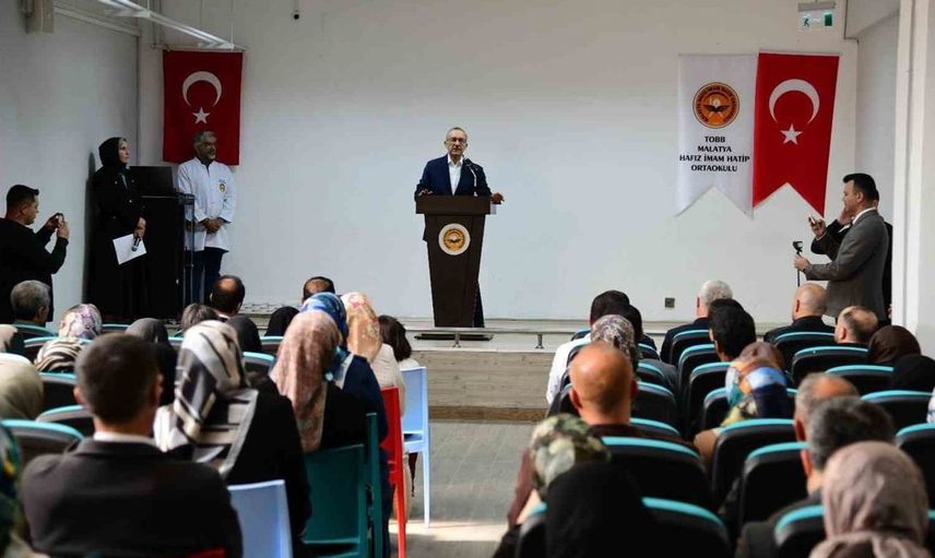 Malatya valisi Seddar Yavuz: Türkiye, bölgenin eğitim umudunu taşıyor