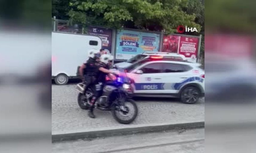 Kağıthane'de trafikte yol verme kavgasında 4 yaralı