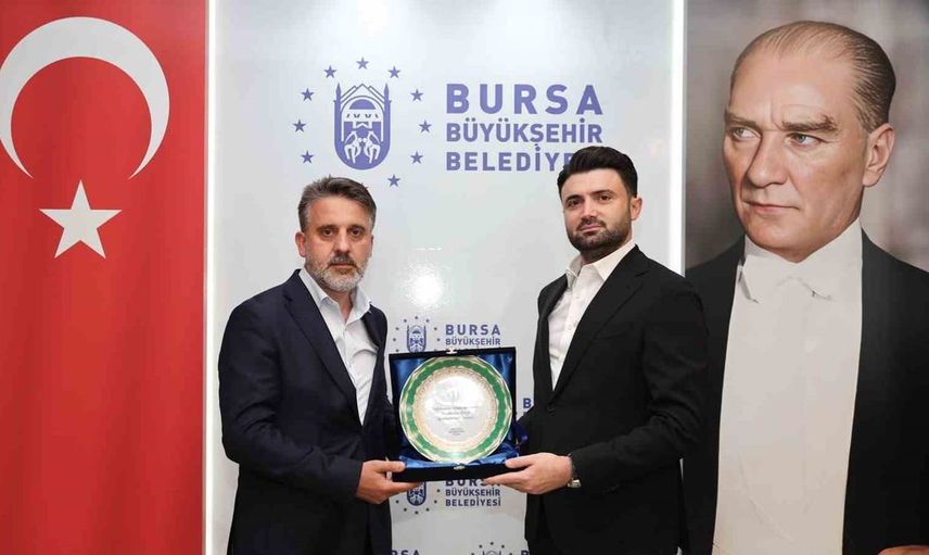 Bursaspor'a Bursa Büyükşehir Belediyesi'nden yeni sponsorluk müjdesi