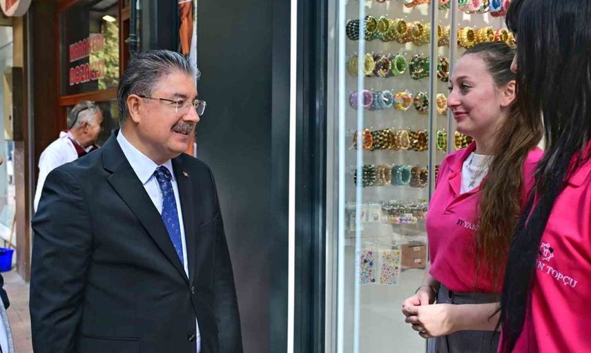 Eskişehirli esnafa destek: Vali Yılmaz'ın anlamlı ziyareti