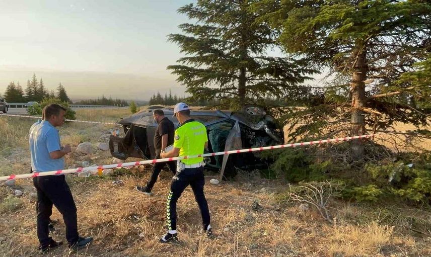 Karaman’da otomobil şarampole takla attı: 1 yaralı