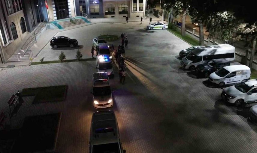 Kütahya merkezli uyuşturucu operasyonunda 24 gözaltı