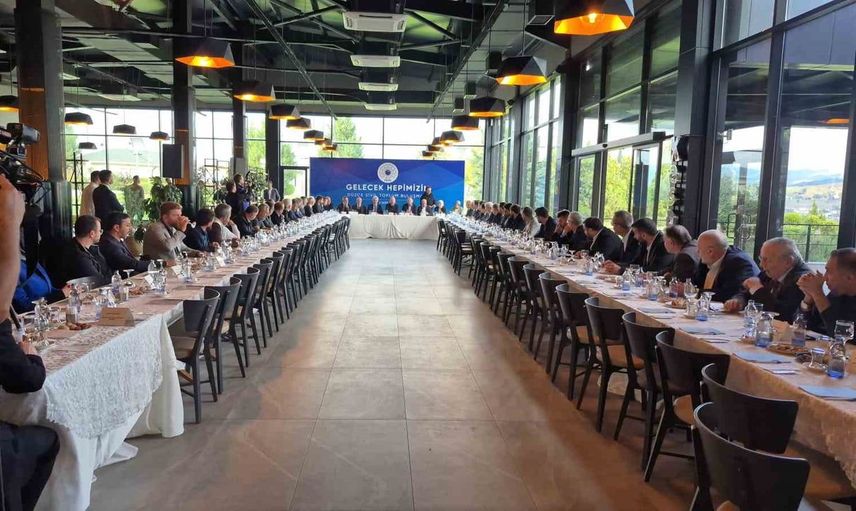 Bilal Erdoğan, Düzce'de sivil toplum kuruluşlarıyla bir araya geldi