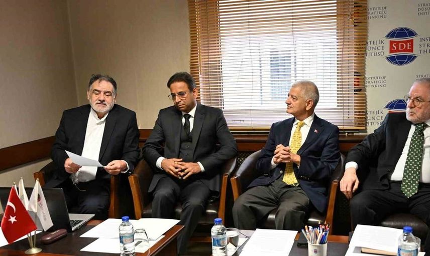 Ankara'da cammu-keşmir meselesi panelinde önemli mesajlar verildi