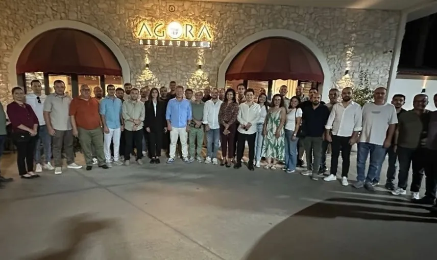 Emniyet müdürü terfi etti, babasına ve annesine duygusal bir mesaj gönderdi