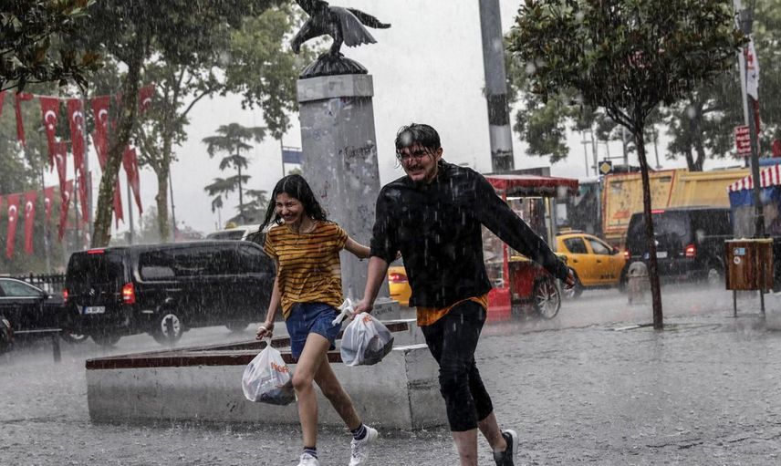 5 gün için kuvvetli sağanak uyarısı: Meteoroloji güncel hava durumu raporunu yayımladı