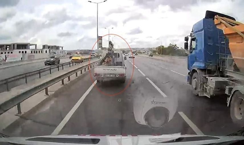 Büyükçekmece'de ambulansa yol vermeyen sürücüye ağır ceza