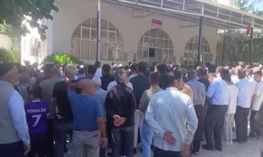 Şanlıurfa'da kaza sonucu hayatını kaybeden 4 kişilik aile toprağa verildi