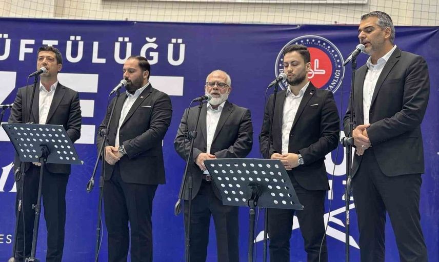 Karabük’te hafızlık icazeti alan 150 öğrenci, geleneksel merasimle onurlandırıldı
