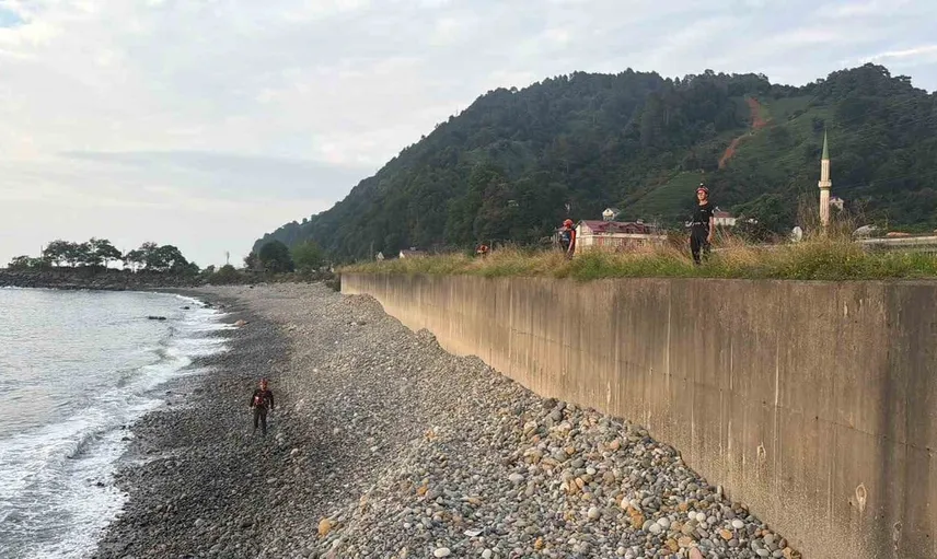 Rize’de kaybolan 10 yaşındaki Ali Kerem için Artvin'de arama çalışmaları başlatıldı