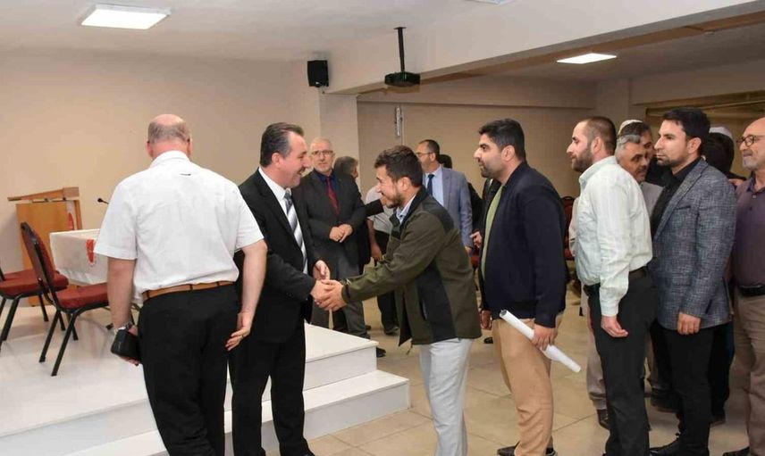 Bilecik müftülüğünden ayrılan ahmet dilek, imam hatiplerle son kez buluştu