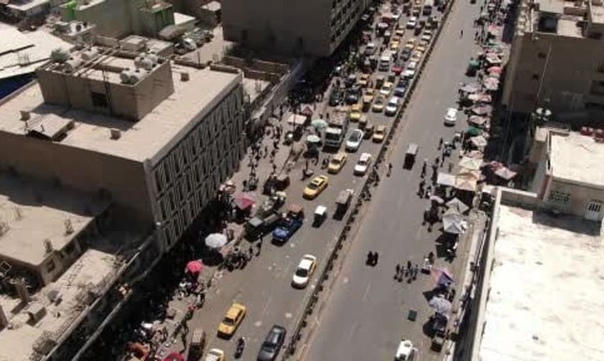 Irak'ta koalisyon güçlerinin çekilmesiyle egemenlik kutlamaları başladı