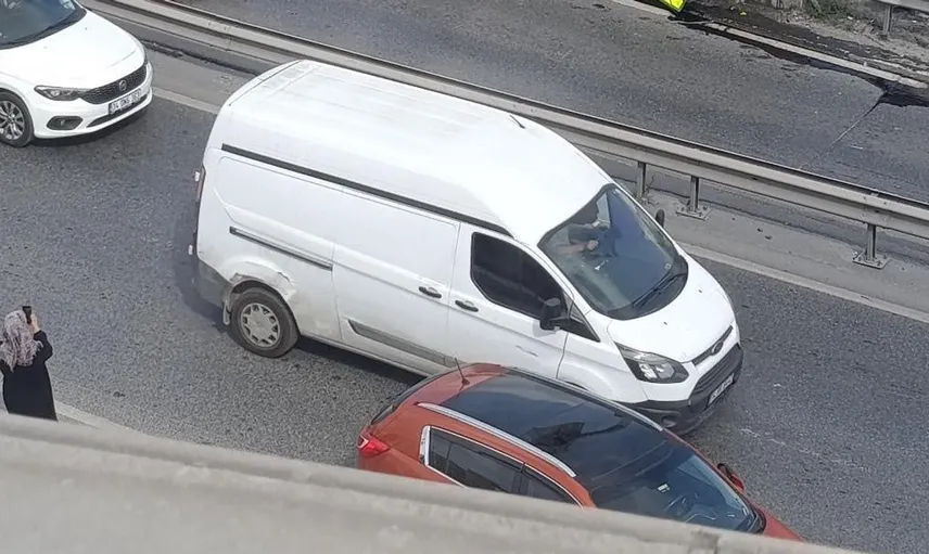 Küçükçekmece'de yaz kursu dönüşünde kaza: 5'i ağır 13 çocuk yaralandı