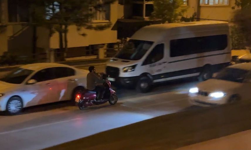 Ters yönde ilerleyen motosikletli, trafik güvenliğini hiçe saydı