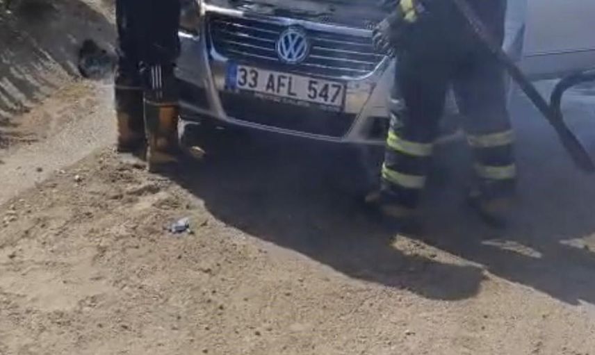 Batman'da seyir halindeki otomobilde yangın paniği